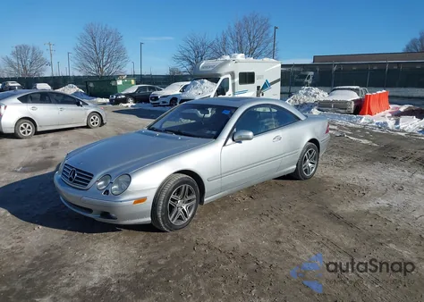 2000 Mercedes-Benz Cl 500 z USA, uszkodzony, nr VIN WDBPJ75J6YA002278